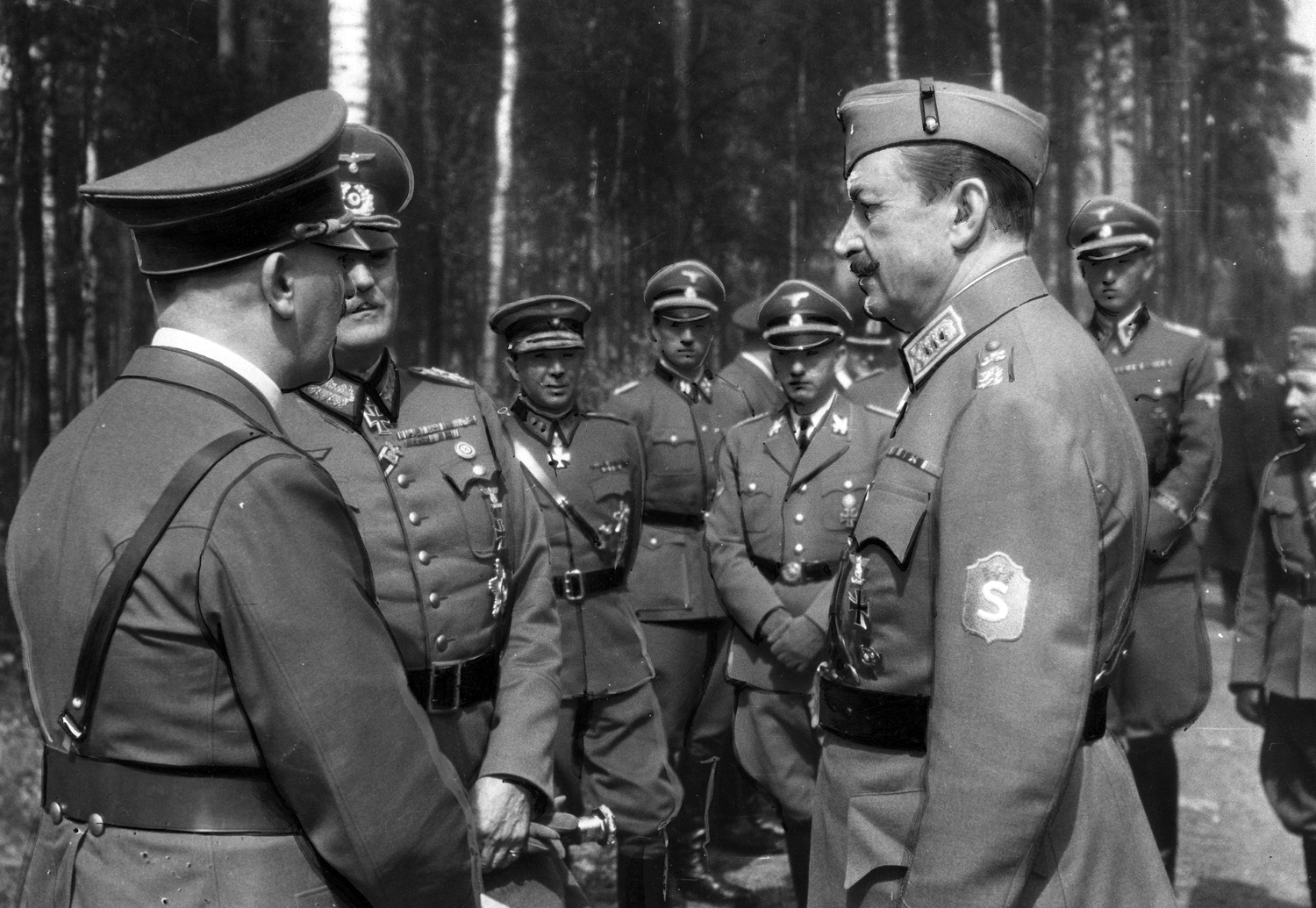 Adolf Hitler and Gustav Mannerheim at the Wolfsschanze